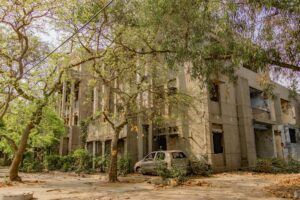 Delhi Gymkhana premises dispute
