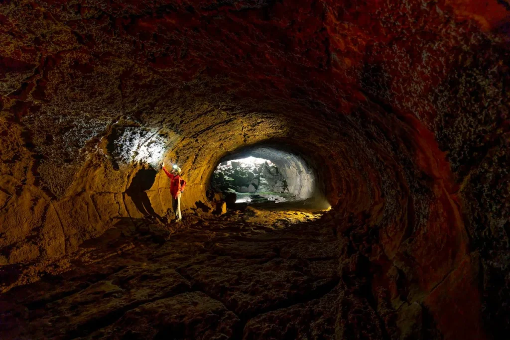 Mars lava tubes exploration robots