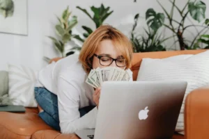earn money from home online
